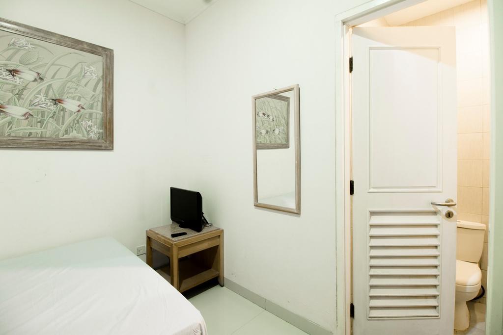 Reddoorz Near Taman Puring Hotel จาการ์ตา ภายนอก รูปภาพ